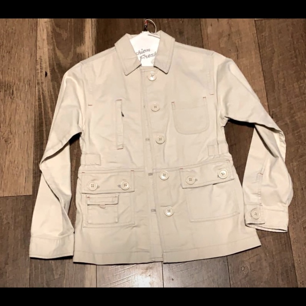 Really cute Gap khaki jacket